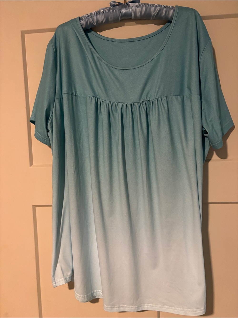 Women’s Ombre Light Blue Scoop Neck Top